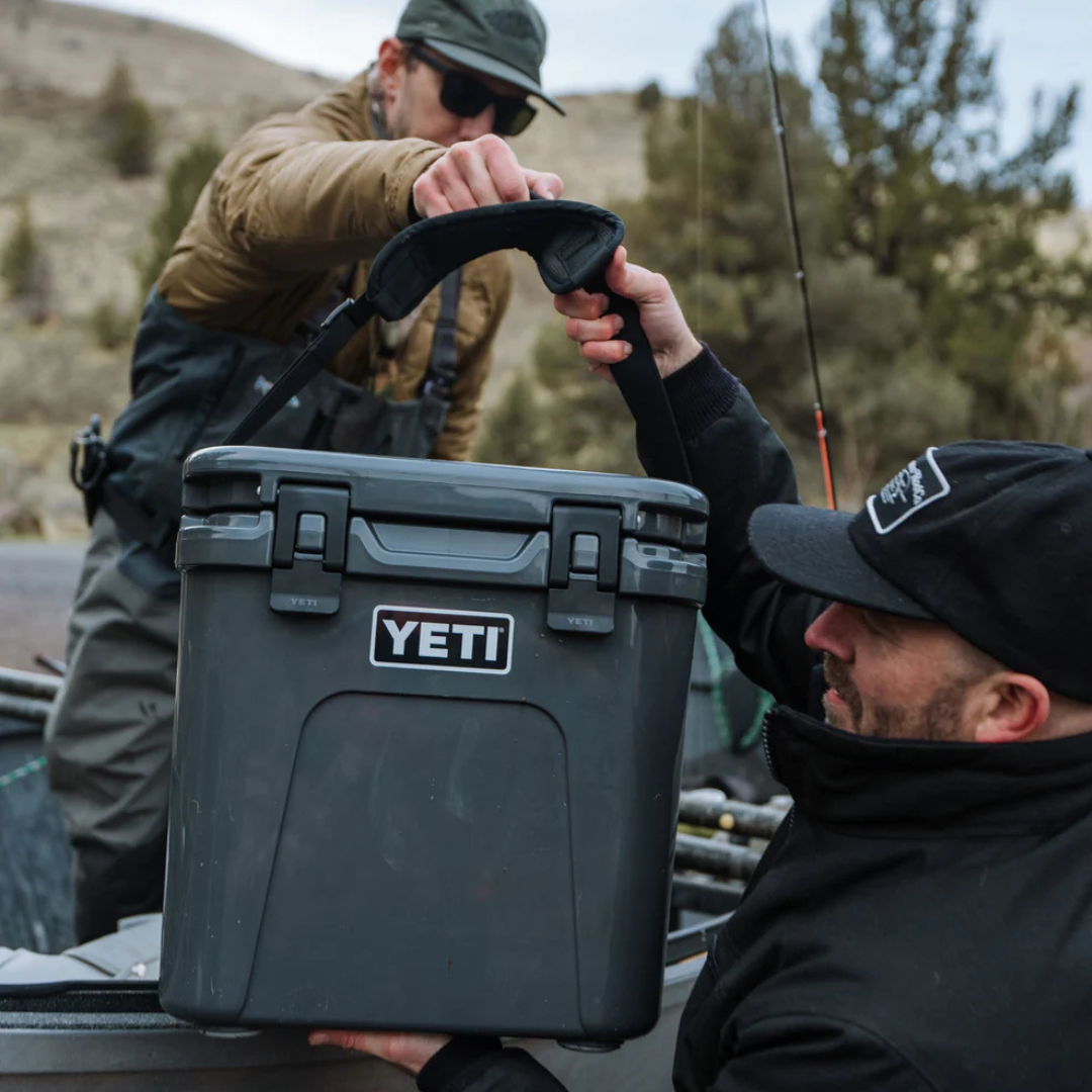 YETI Roadie 24 2.0 Hard Cooler - Charcoal