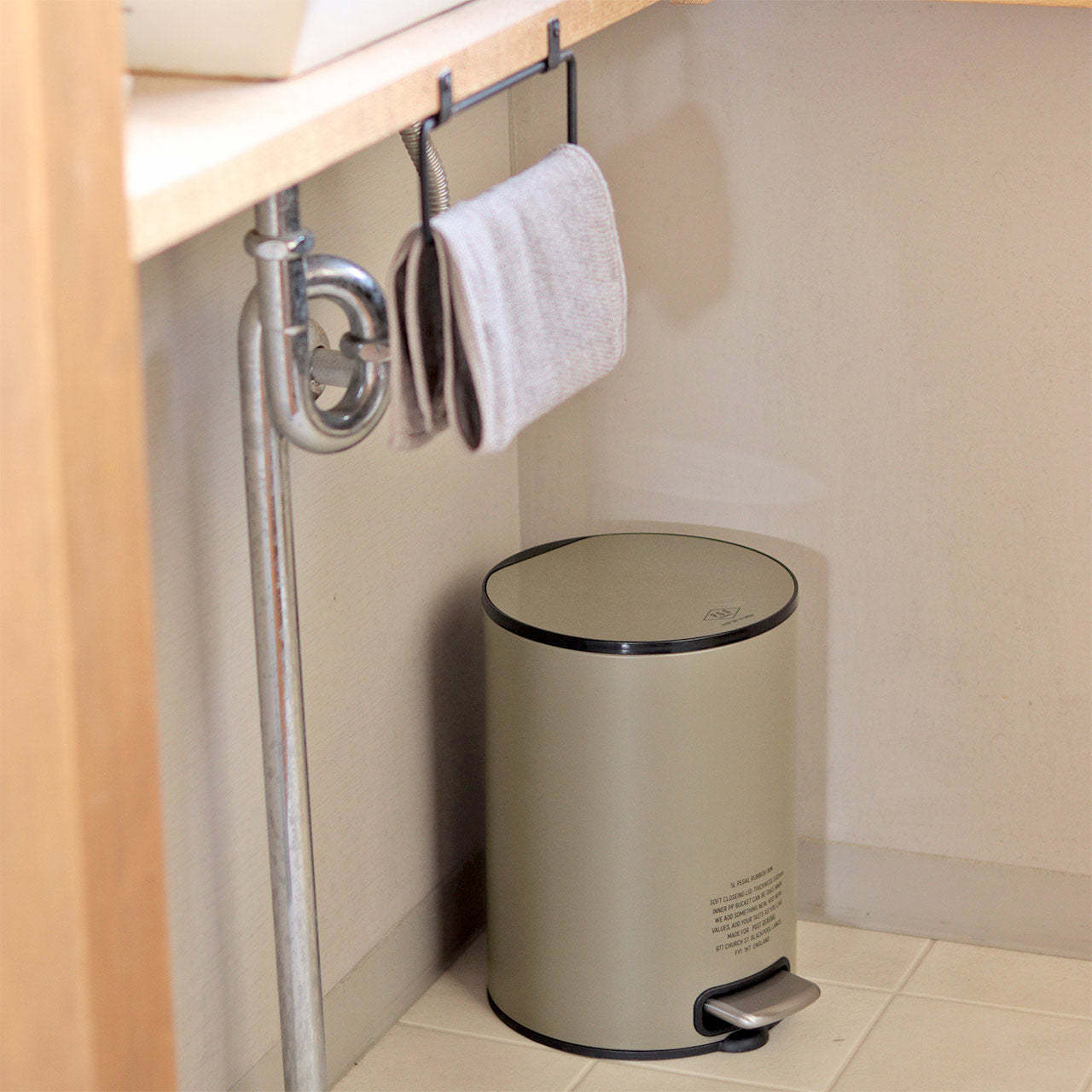 Post General Pedal Rubbish Bin 5L - Olive-Goritta Works Sdn. Bhd. 202501017603 (1619017-X)