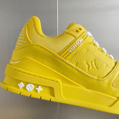 LOUIS VUITTON SKATE シリーズ 23SS の新作トレーナースニーカー（スケートシューズ） カップル用