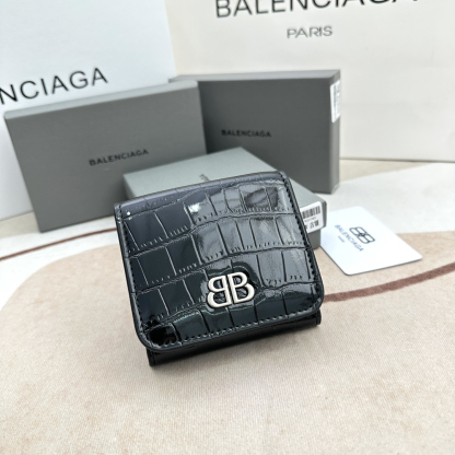 バレンシアガ 「Balenciaga」 クラシックウォレット 財布