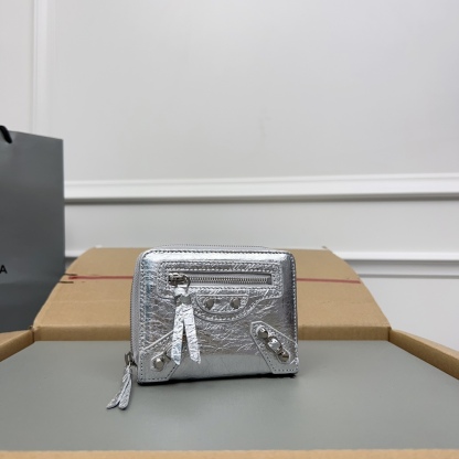 バレンシアガ「Balenciaga」クラシックウォレット 財布12色