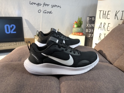 ナイキ「Nike」アライアンス製品 ク ロー カジュアルスニーカー