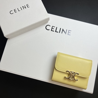 セリーヌ「Celine」スモール フラップウォレット トリオンフ / シャイニーカーフスキン