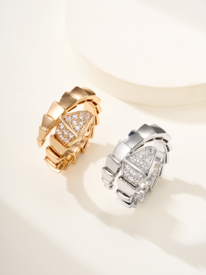 ブルガリ「Bvlgari」serpenti蛇頭象眼ドリルワイドリング