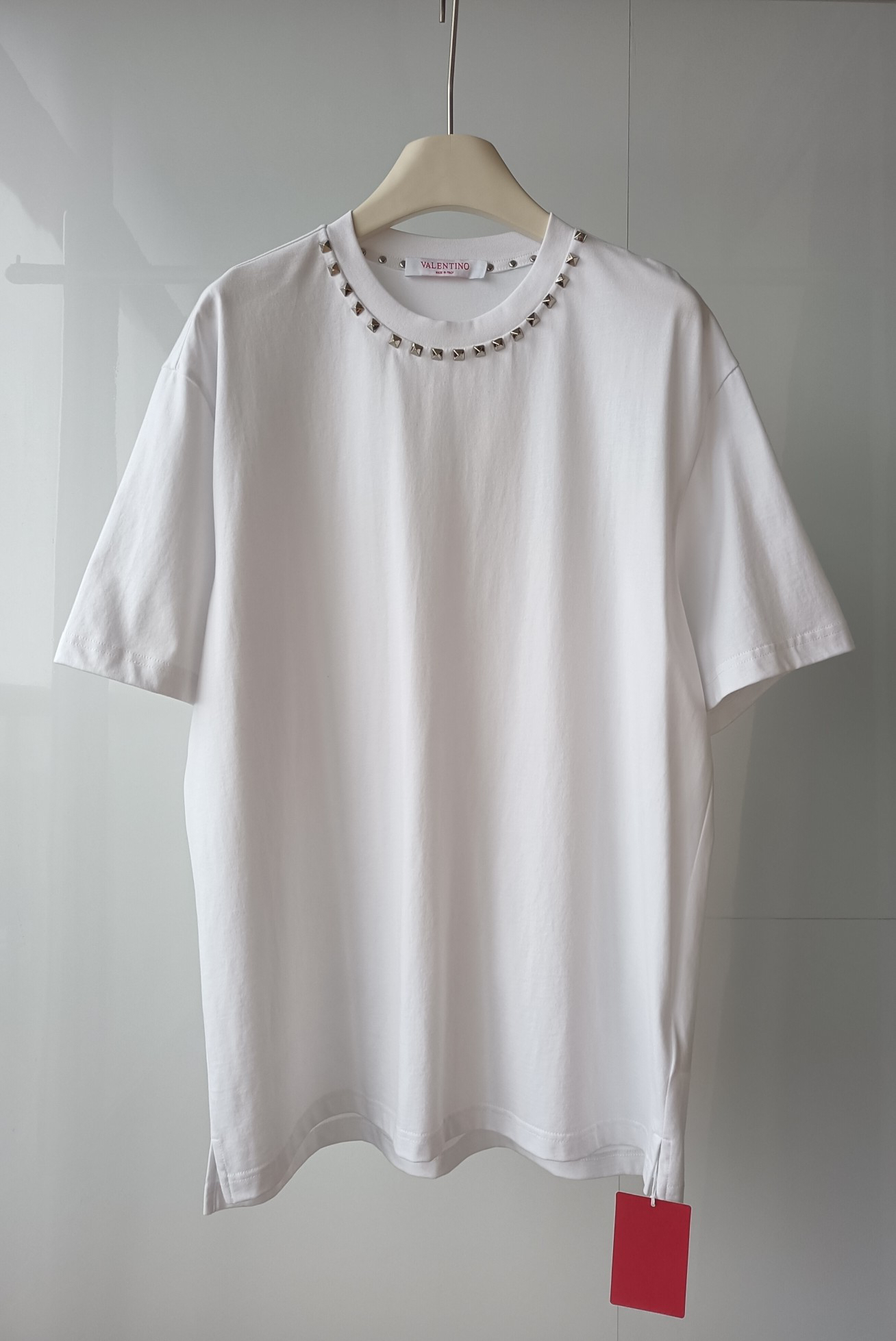 ヴァレンティノ「Valentino」 クラシックシンプルリベットコットン丸首半袖