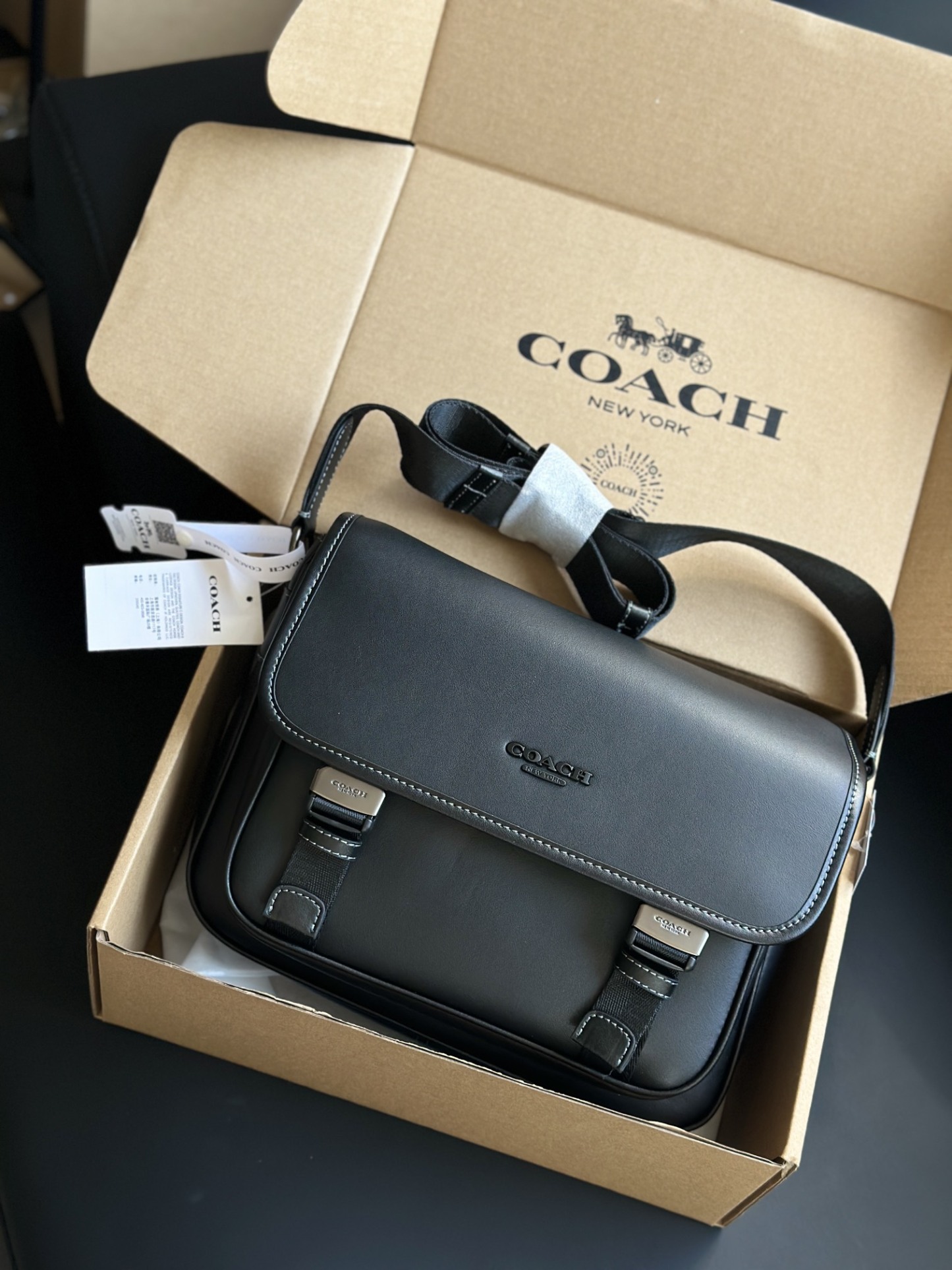 コーチ「Coach」 Racer メンズ メッセンジャーバッグ