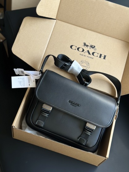 コーチ「Coach」 Racer メンズ メッセンジャーバッグ