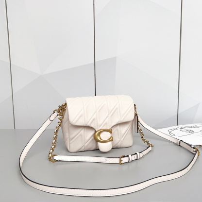 コーチ(Coach) タイムズ スクエア タビー ショルダー バッグ・キルティング - CW629 B4/HA