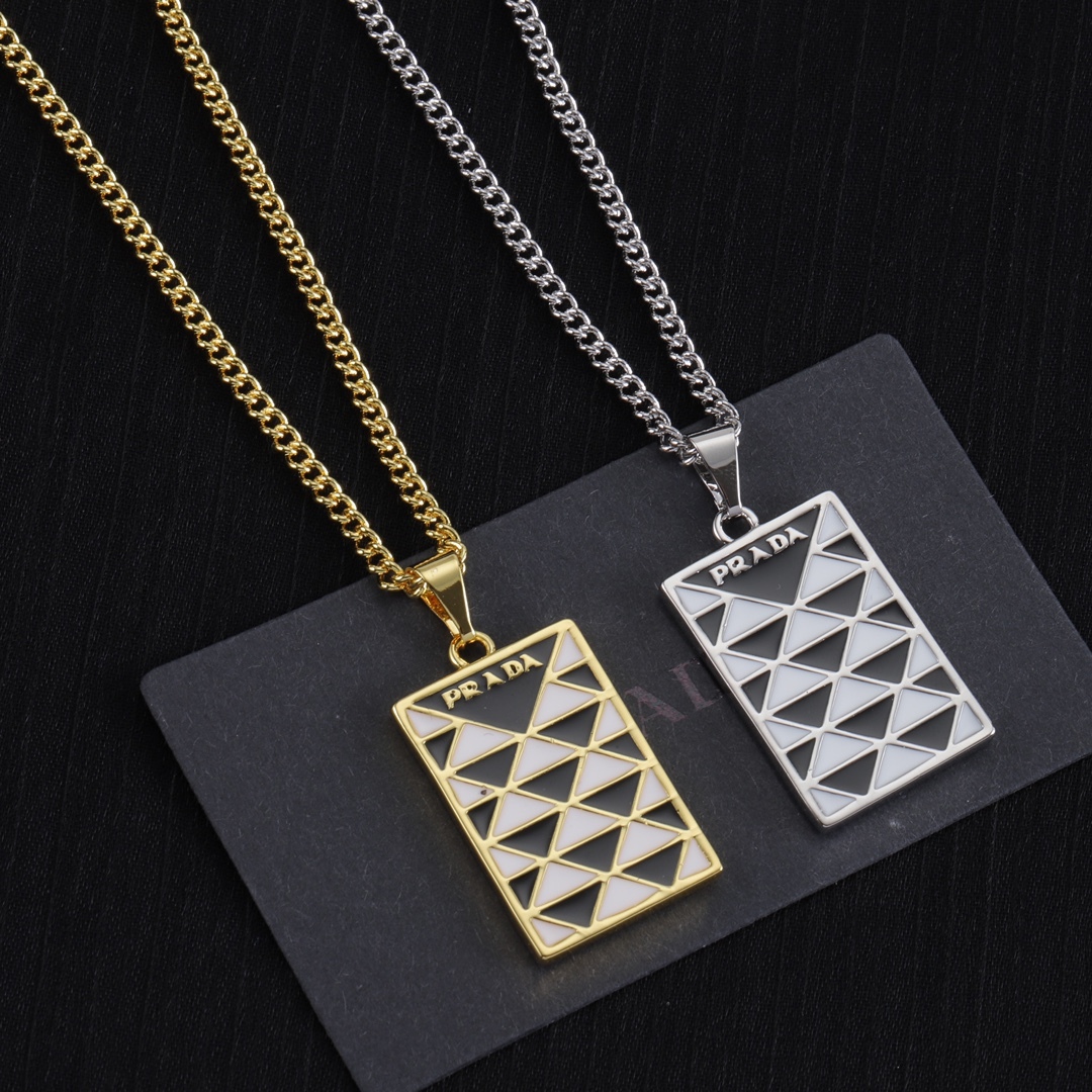 プラダ「Prada」 Symbole シルバーネックレス