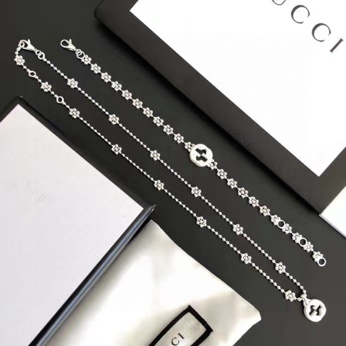 グッチ「Gucci」 スノーフレーク ダブルG ネックレス