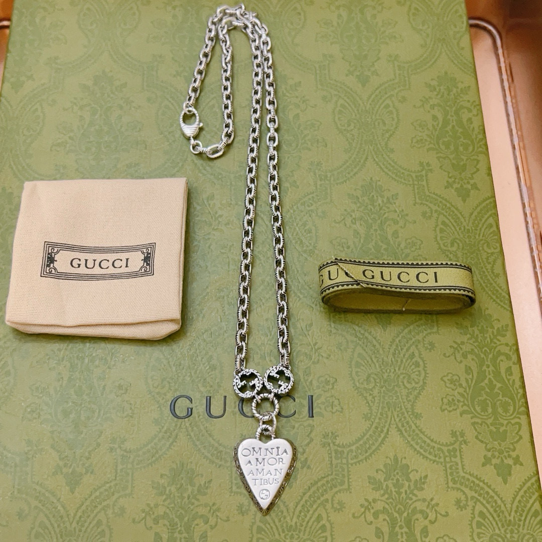 グッチ「Gucci」Anger Forest シルバーネックレス