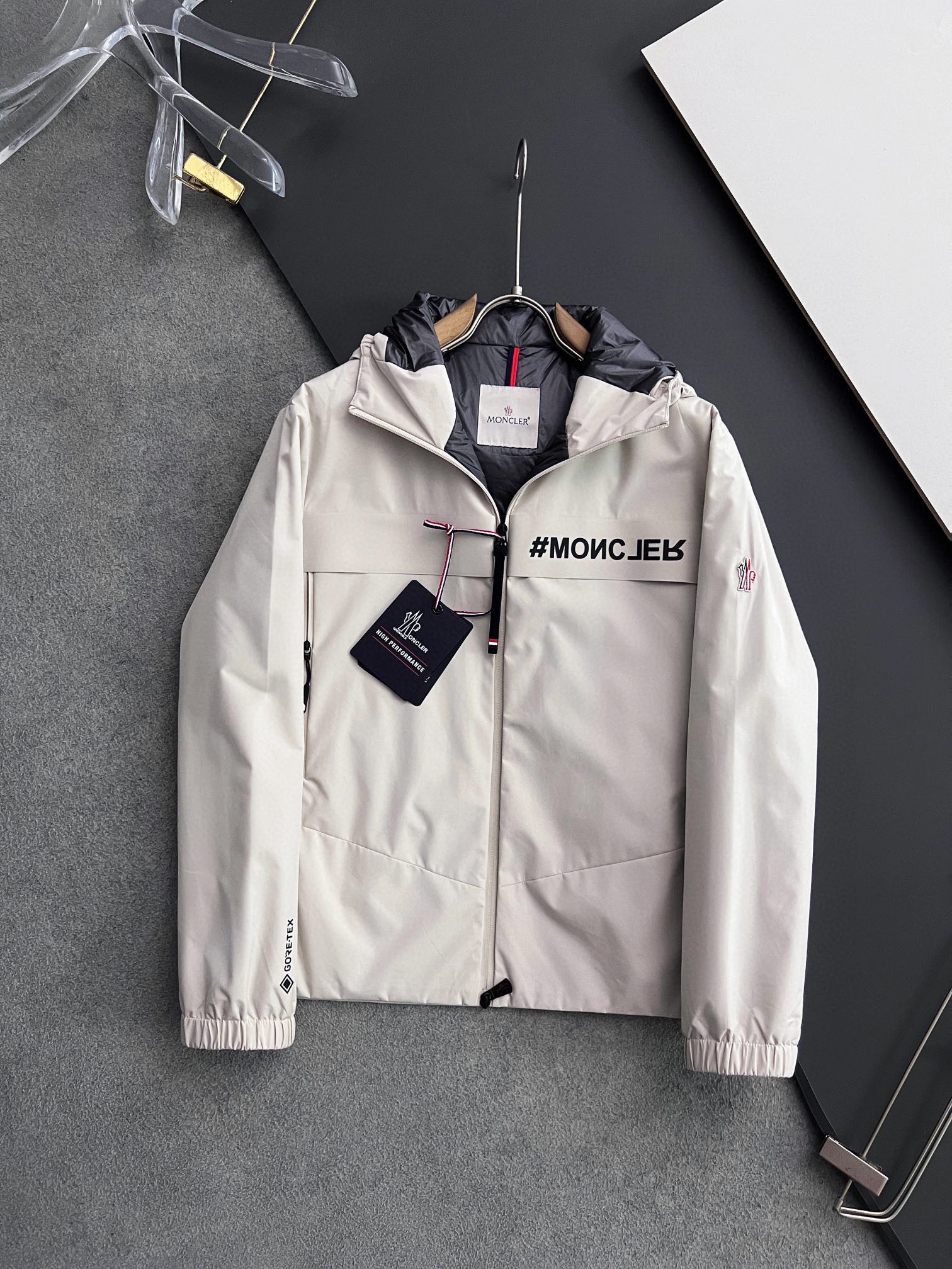 モンクレール「Moncler」 Grenoble 2024早秋 メンズジャケット