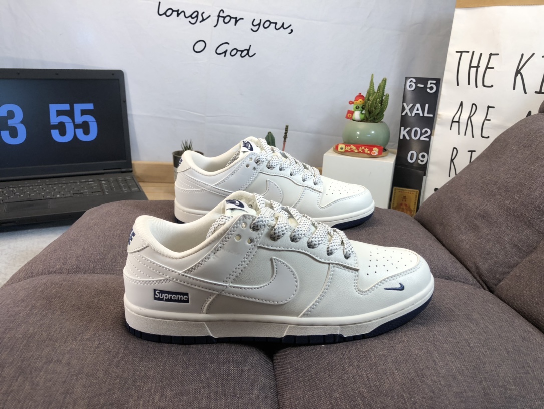 ナイキ「Nike」ク ロー カジュアルスニーカー