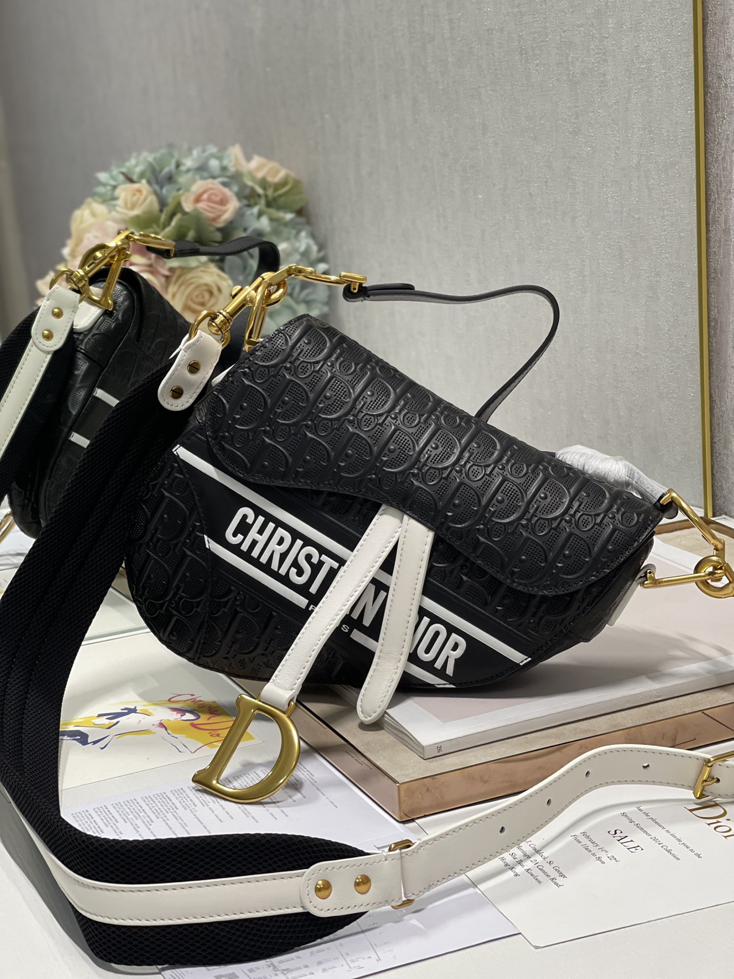 ディオール「Dior」Saddle ストラップ付き ソフトバッグ ミディアム