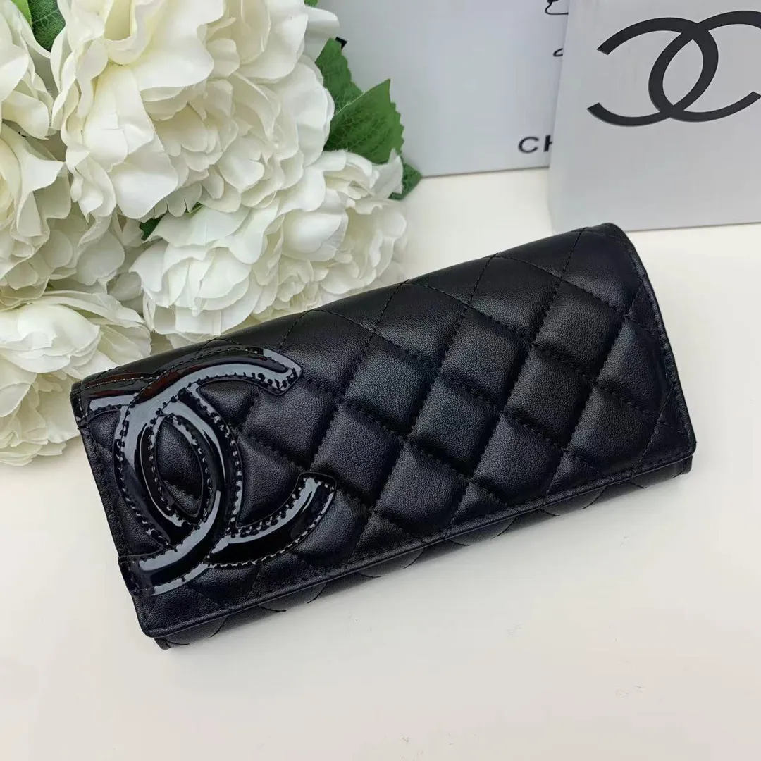 シャネル「Chanel」Classic Flap ラウンドジップウォレット