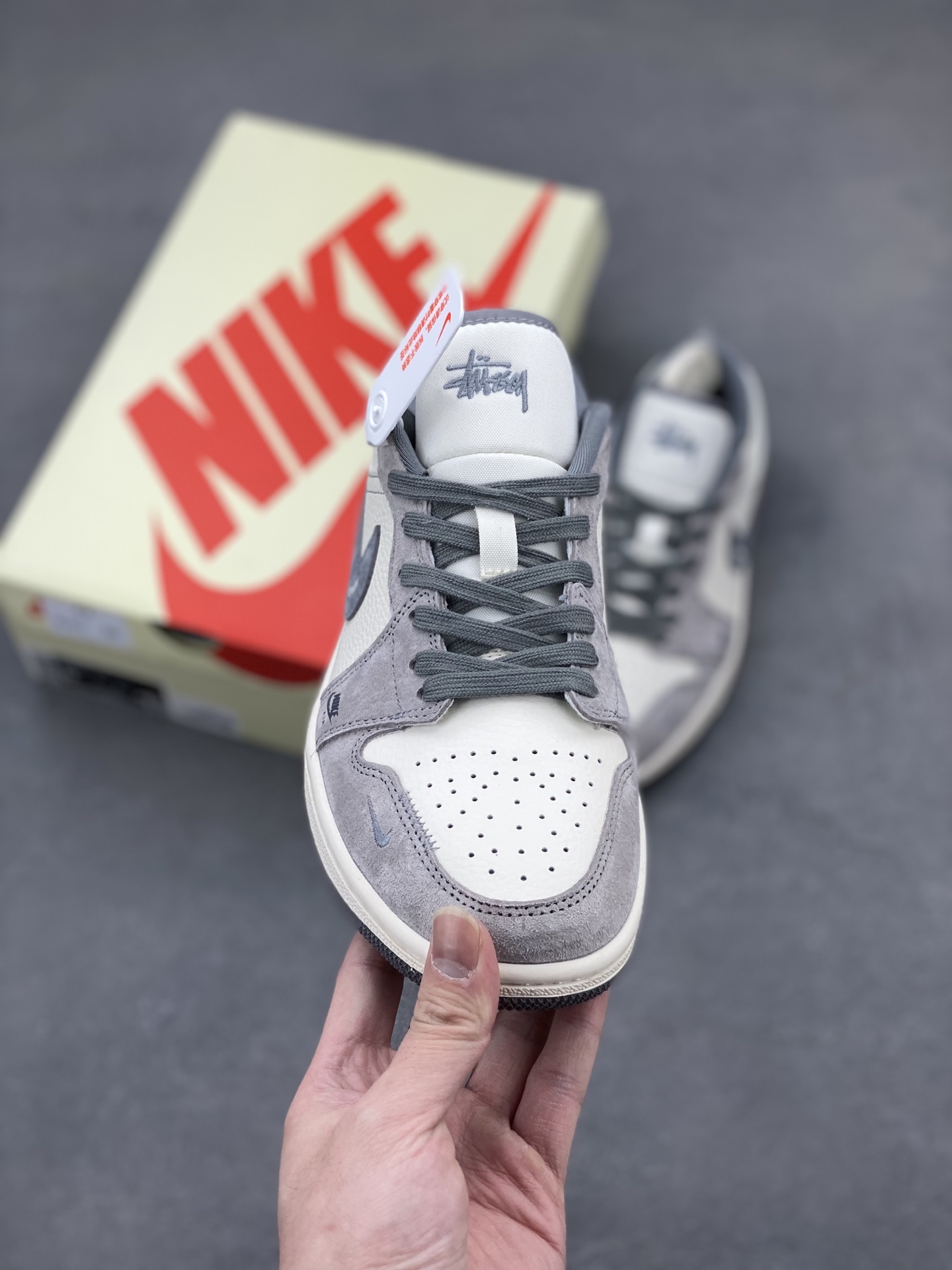 ナイキ「Nike」ク ロー カジュアルスニーカー