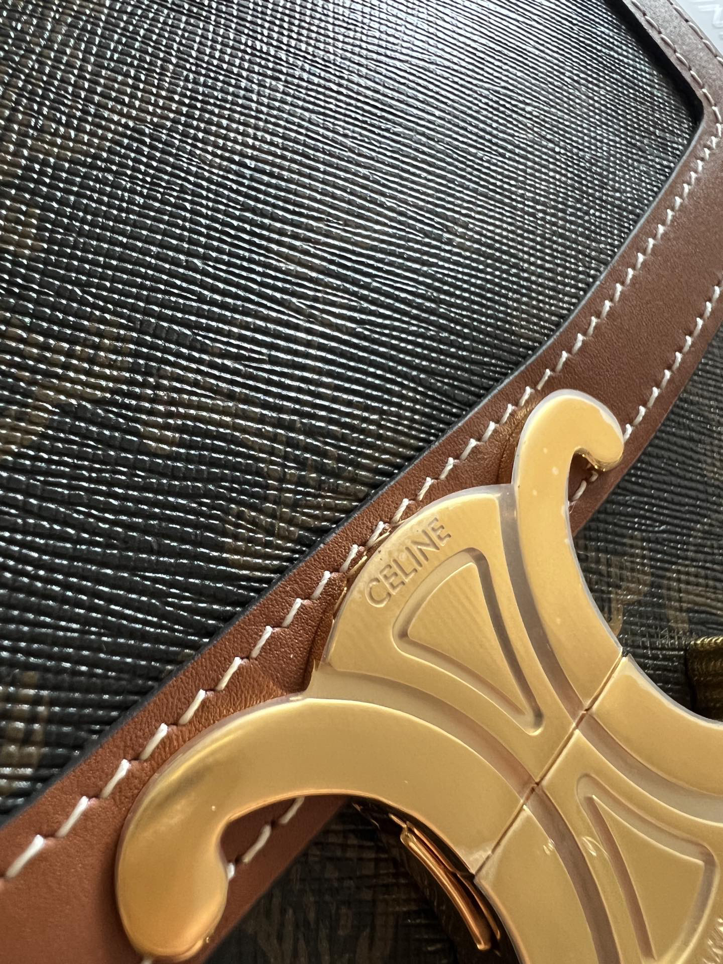 セリーヌ「Celine」TRIOMPHE モノグラム ボックス バッグ