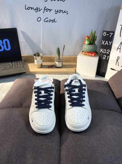 ナイキ「Nike」アライアンス製品 ク ロー カジュアルスニーカー