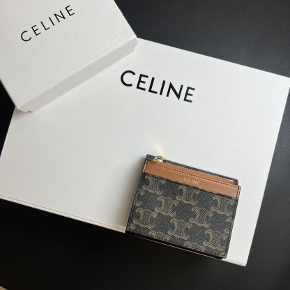 セリーヌ「Celine」スモール フラップウォレット トリオンフ / シャイニーカーフスキン