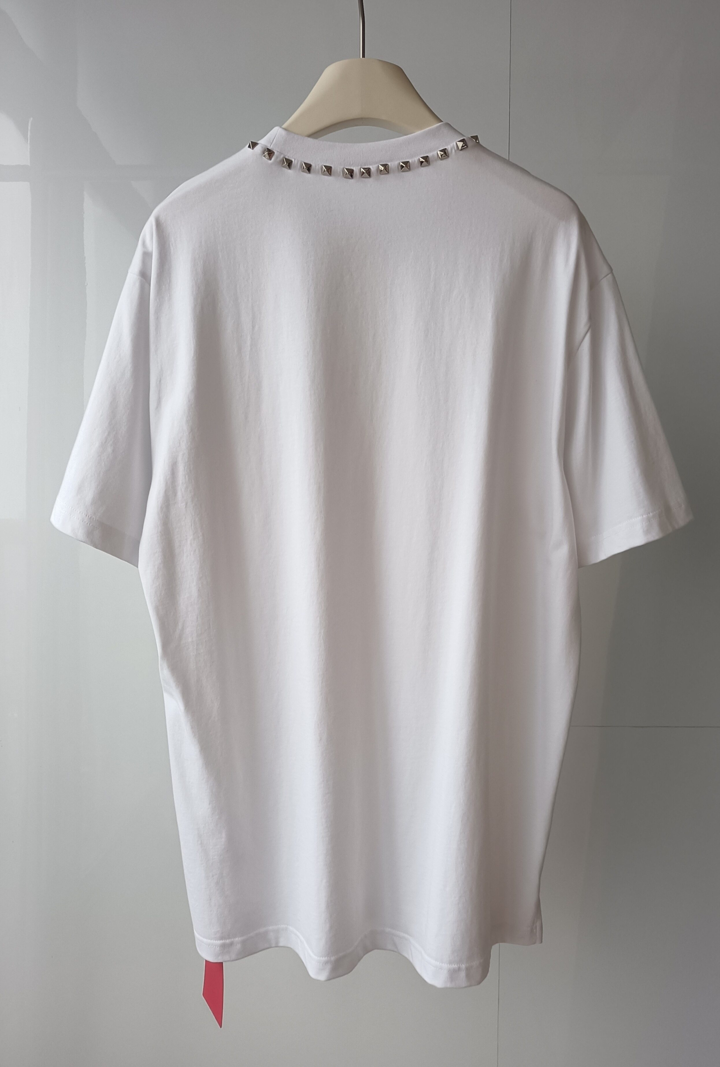 ヴァレンティノ「Valentino」 クラシックシンプルリベットコットン丸首半袖
