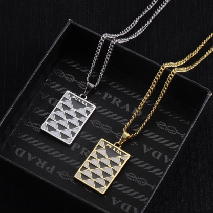 プラダ「Prada」 Symbole シルバーネックレス