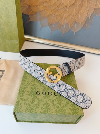 グッチ「Gucci」GGロゴ スピニングバックル レザーベルト100CM