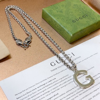 グッチ「Gucci」Anger Forest シルバーネックレス