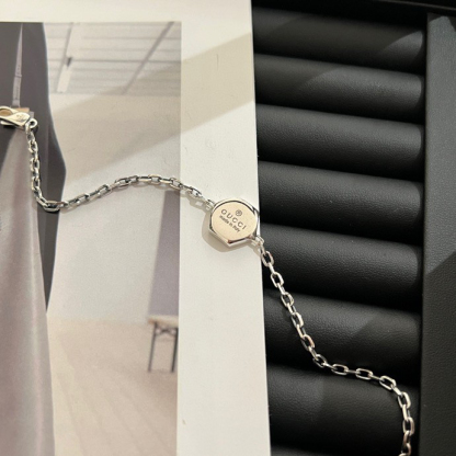 グッチ「Gucci」インターロッキングG シルバー925 ブレスレット