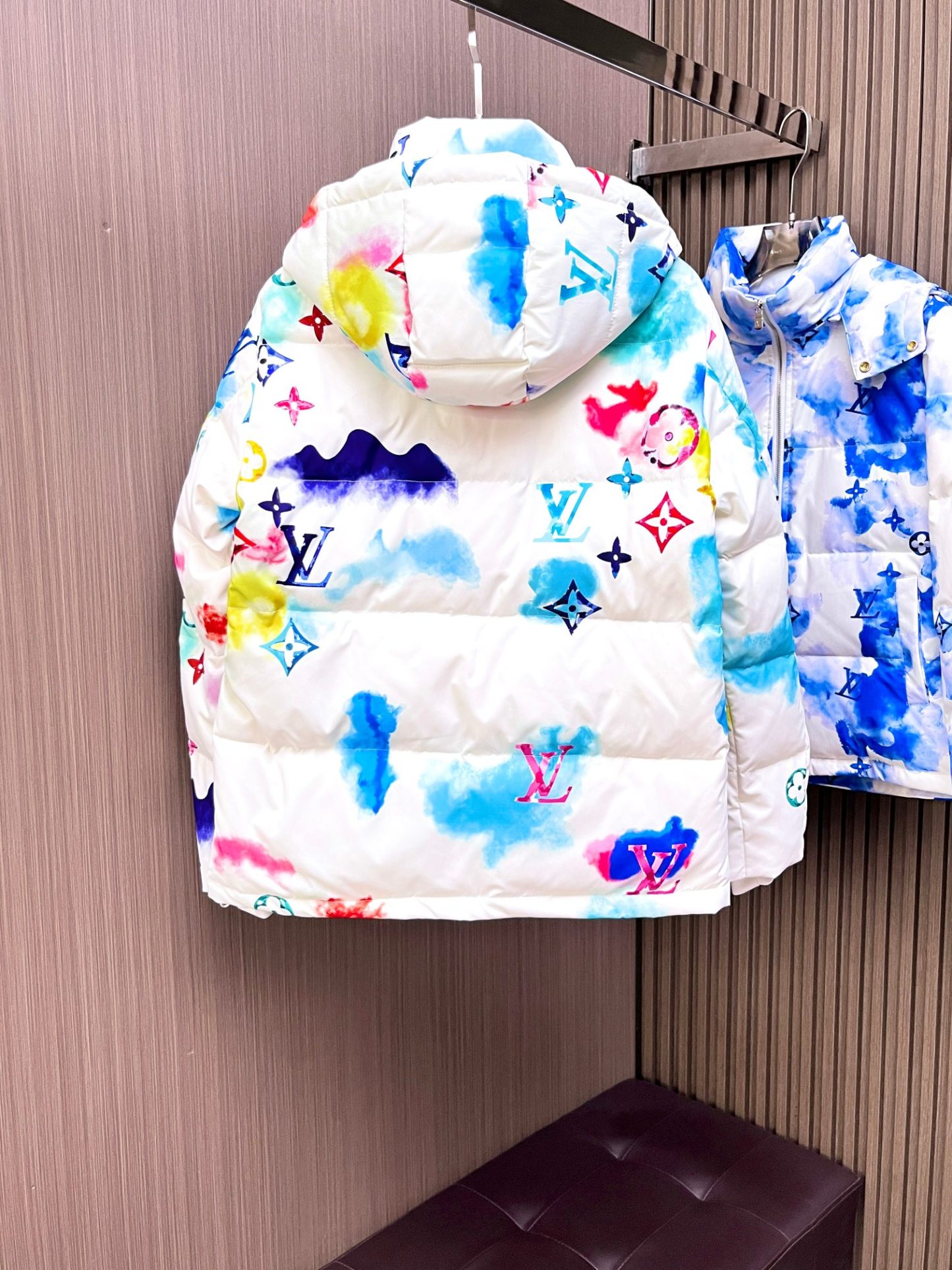 ルイ・ヴィトン「Louis Vuitton」‌ MONOGRAM PILLOW ダウンジャケット