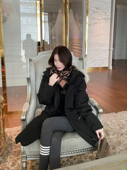 カナダグース「Canada Goose」パーカーダウンコート