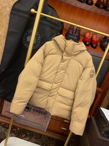 カナダグース「Canada Goose」ユニセックス パーカーダウンジャケット