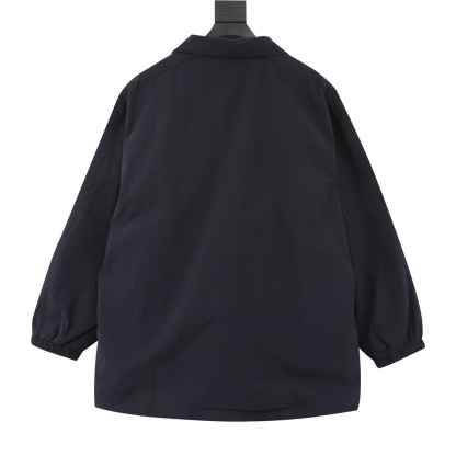 バレンシアガ「Balenciaga」BLCGコラージュアルファベットプリントジャケットポンチョ