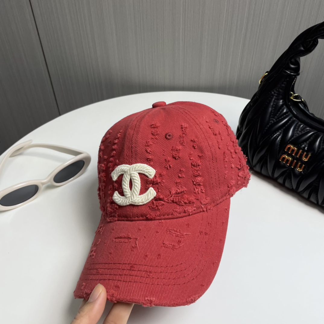 シャネル「Chanel」25S 新作 ロゴクラシックキャップ