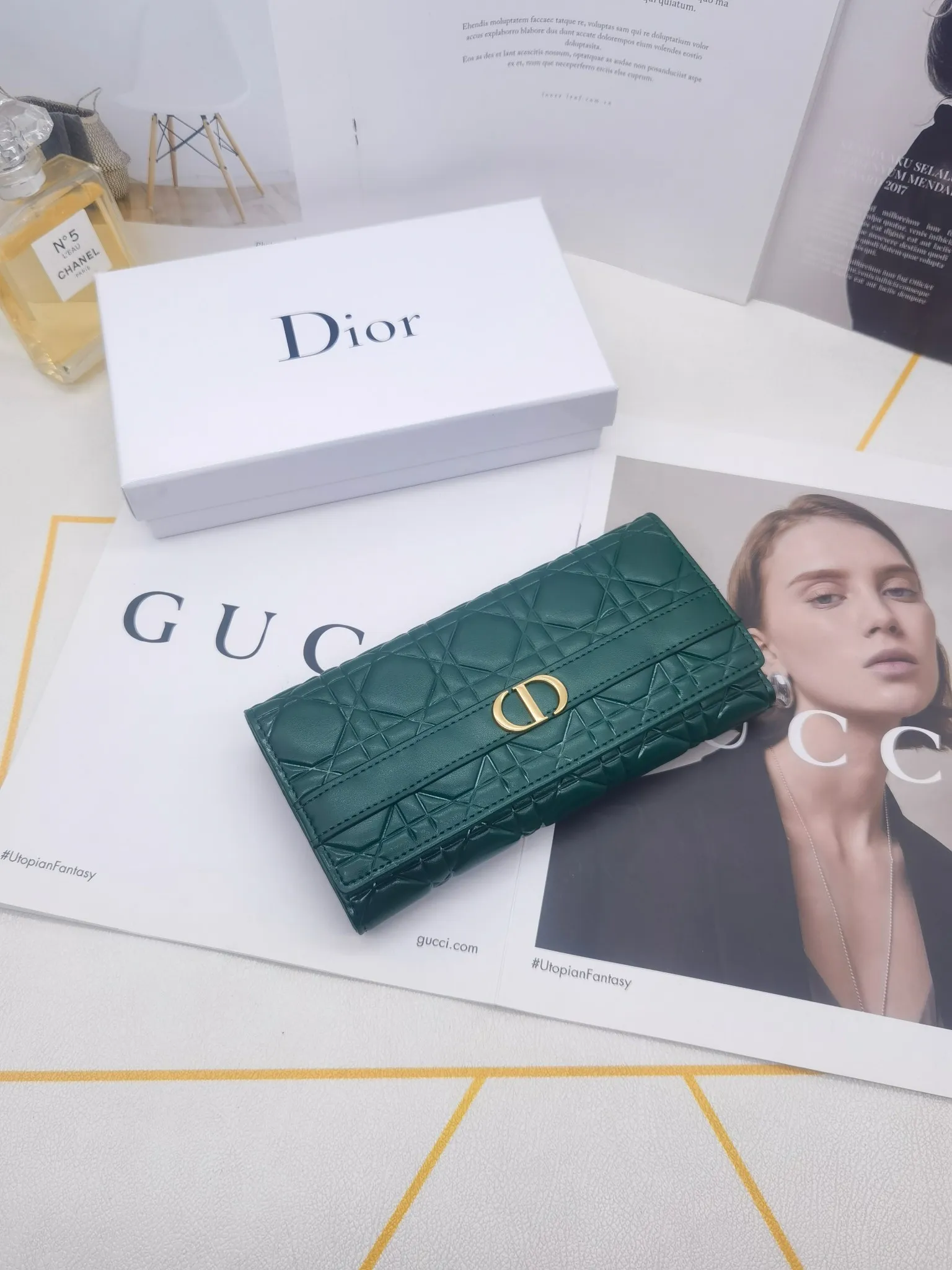 ディオール「Dior」Caro Orchid ロングウォレット