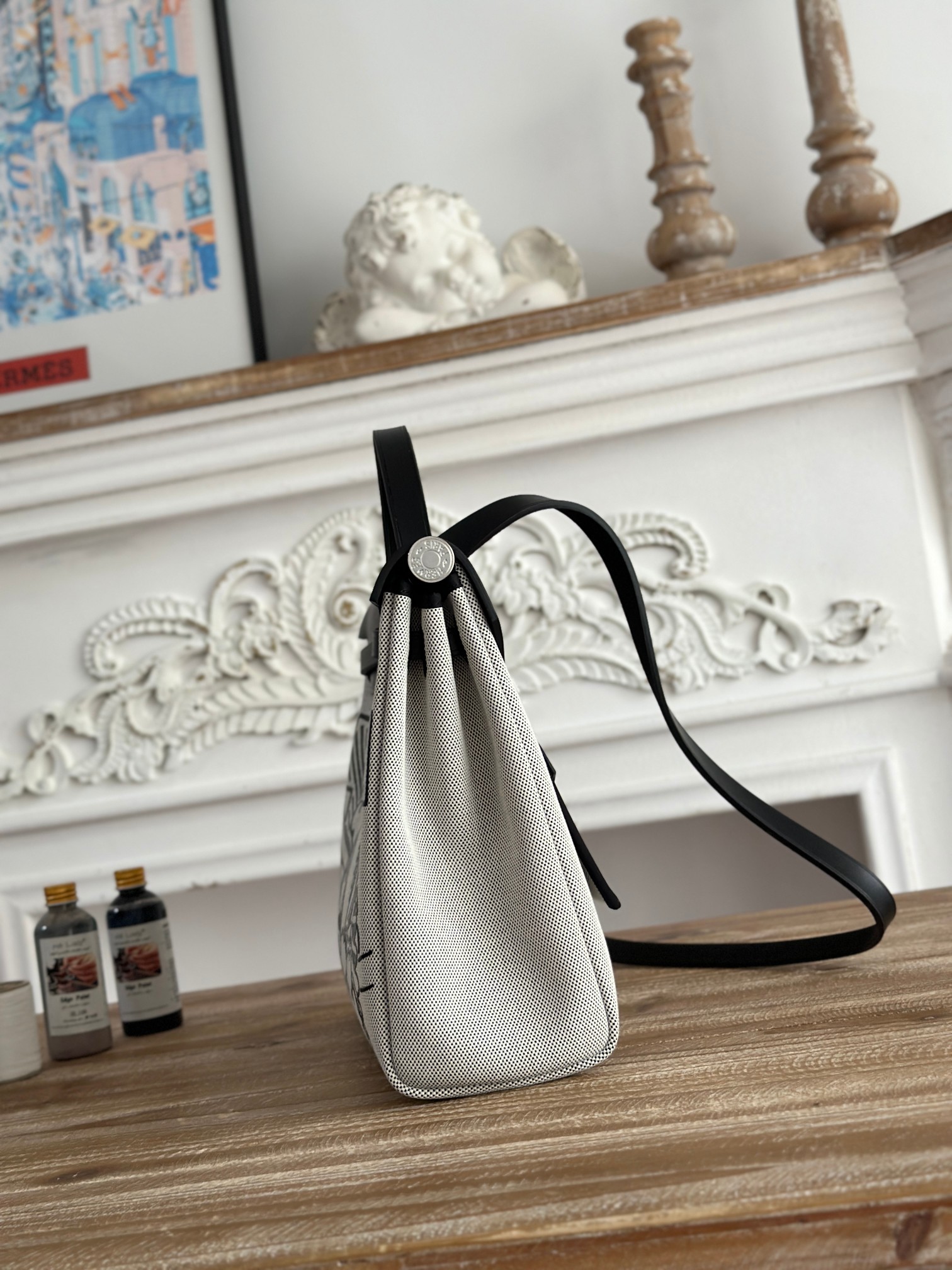 エルメス「Hermès」ハーバッグ ジップ31 鋲打ちトートバッグ「Herbag Zip 31 hobnailed」