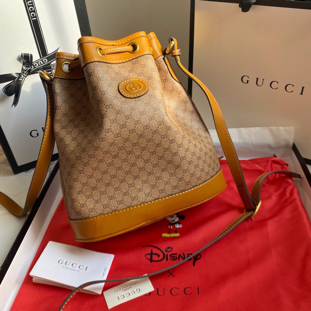 グッチ「Gucci」ミッキーバケツバッグ
