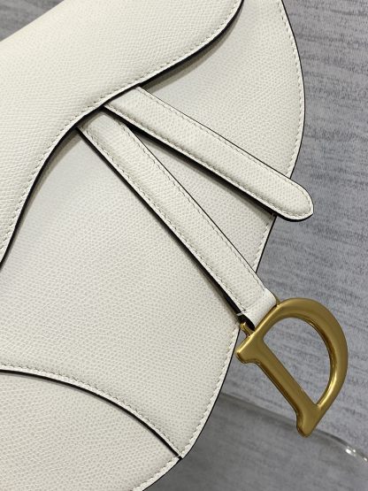 ディオール「Dior」Saddle バッグ グレインドカーフスキン