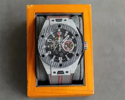 ウブロ「Hublot」ビッグバン シリーズ 45MM