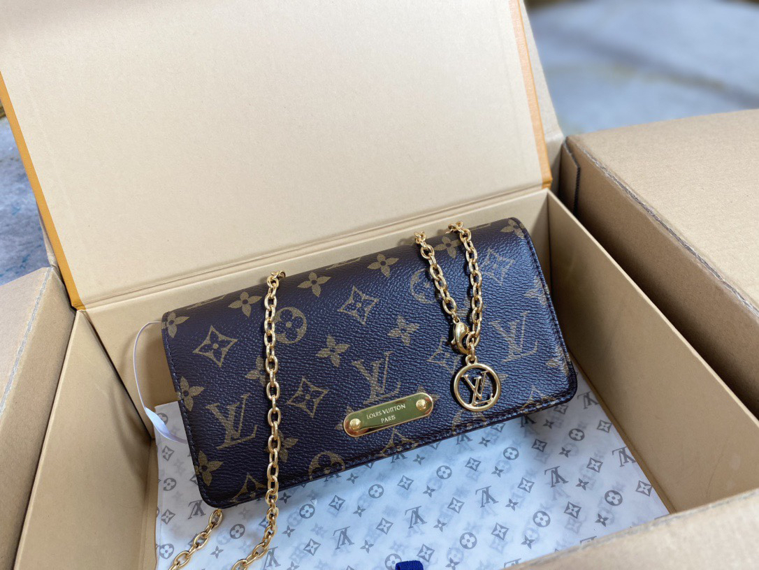 ルイ・ヴィトン「Louis Vuitton」On Chain Lily モノグラム キャンバス