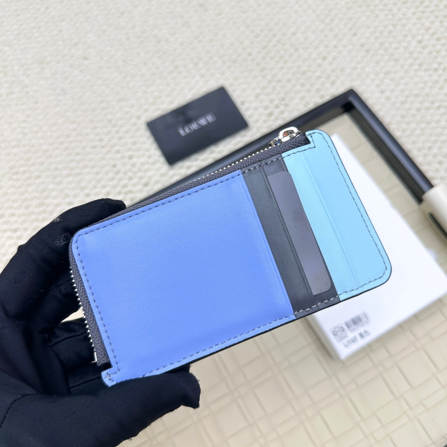 ロエベ「LOEWE」パスケース 12色