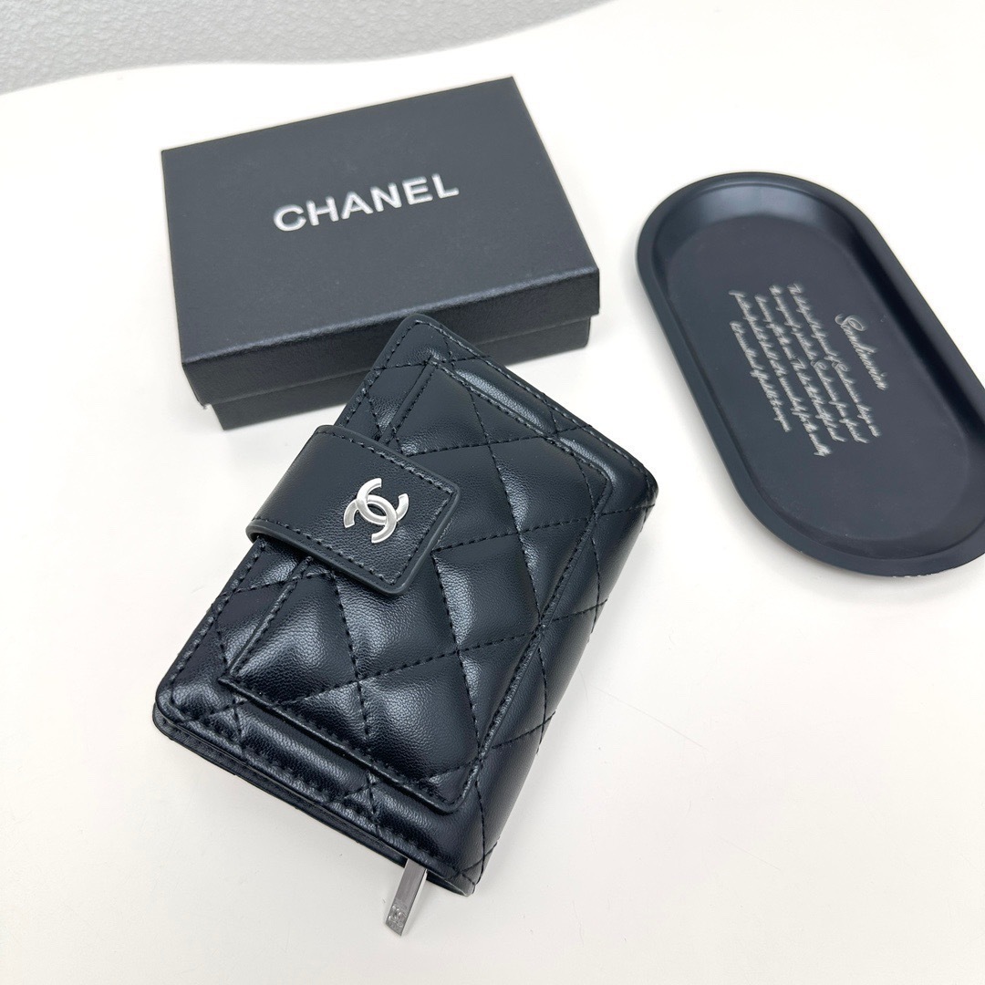 シャネル「Chanel」財布 多機能な小さな財布！