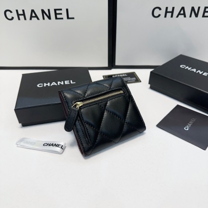 シャネル「Chanel」 ラムスキン フラップ ウォレット 財布