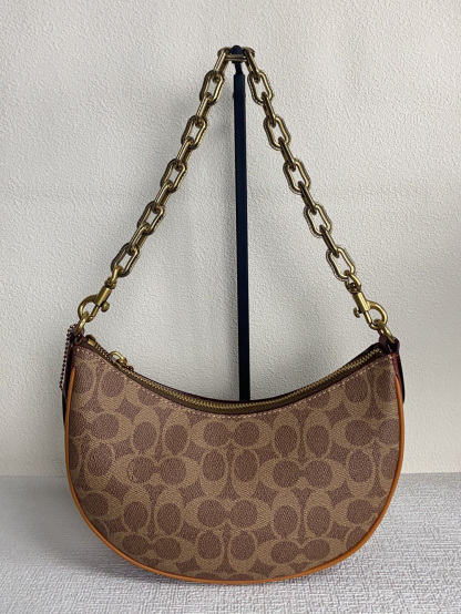 コーチ(Coach) ミラ ショルダー バッグ・ホース アンド キャリッジ プリント