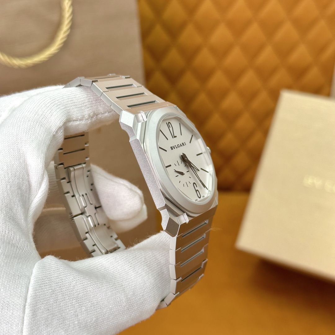 ブルガリ「Bvlgari」Octo 腕時計40MM