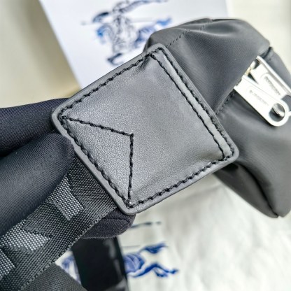 バーバリー「Burberry」ストリート ウエストバッグ