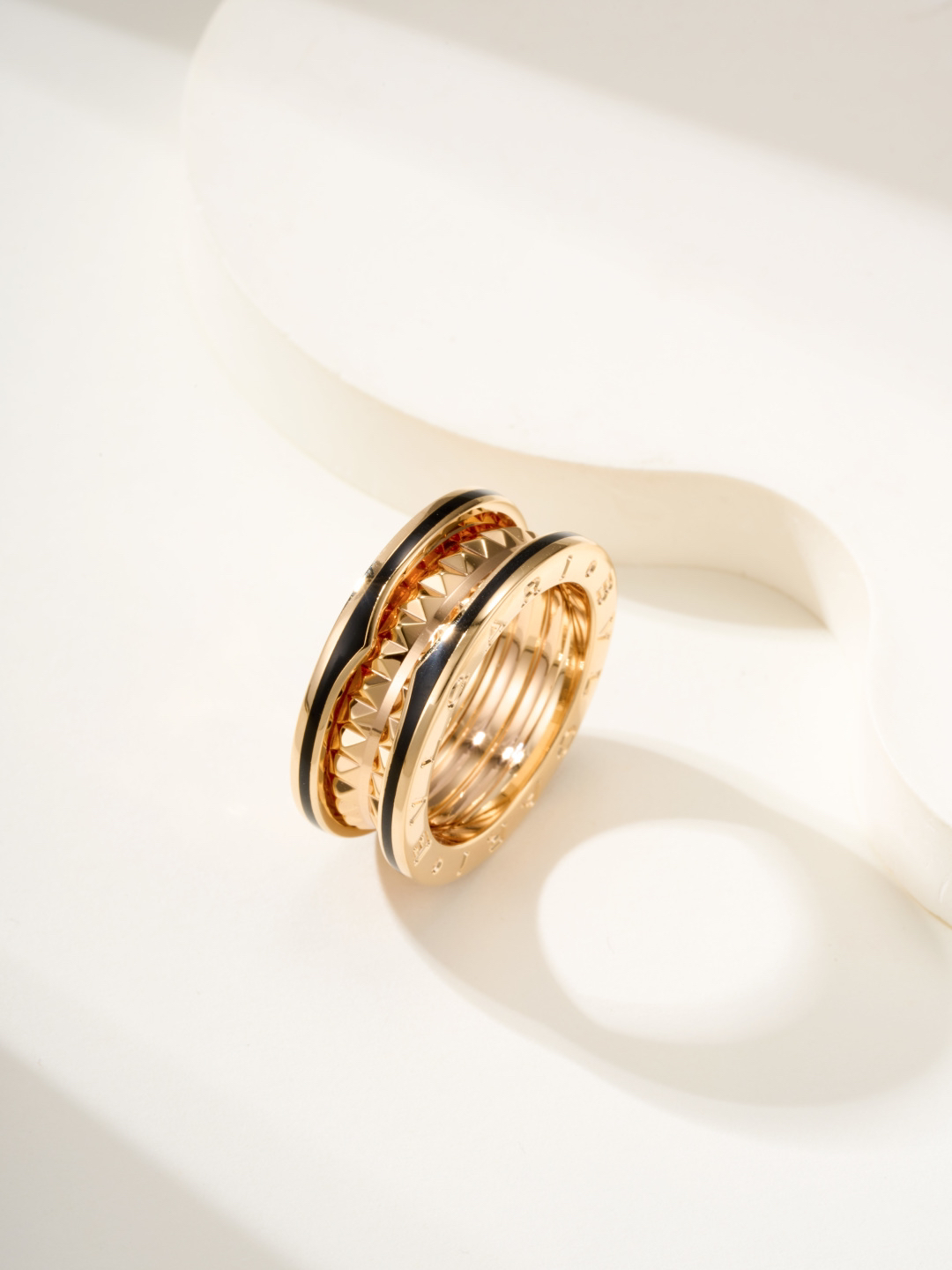 ブルガリ「Bvlgari」B.zero1 Rock ローマ リング