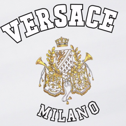 ヴェルサーチ「Versace」2024SS プレミアム プリントTシャツ