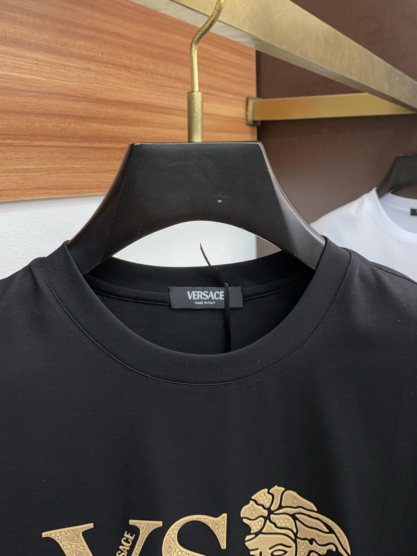 ヴェルサーチ「Versace」2025SS ランウェイ プレミアムTシャツ