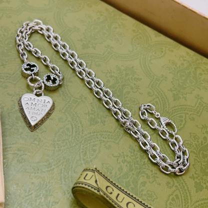 グッチ「Gucci」Anger Forest シルバーネックレス