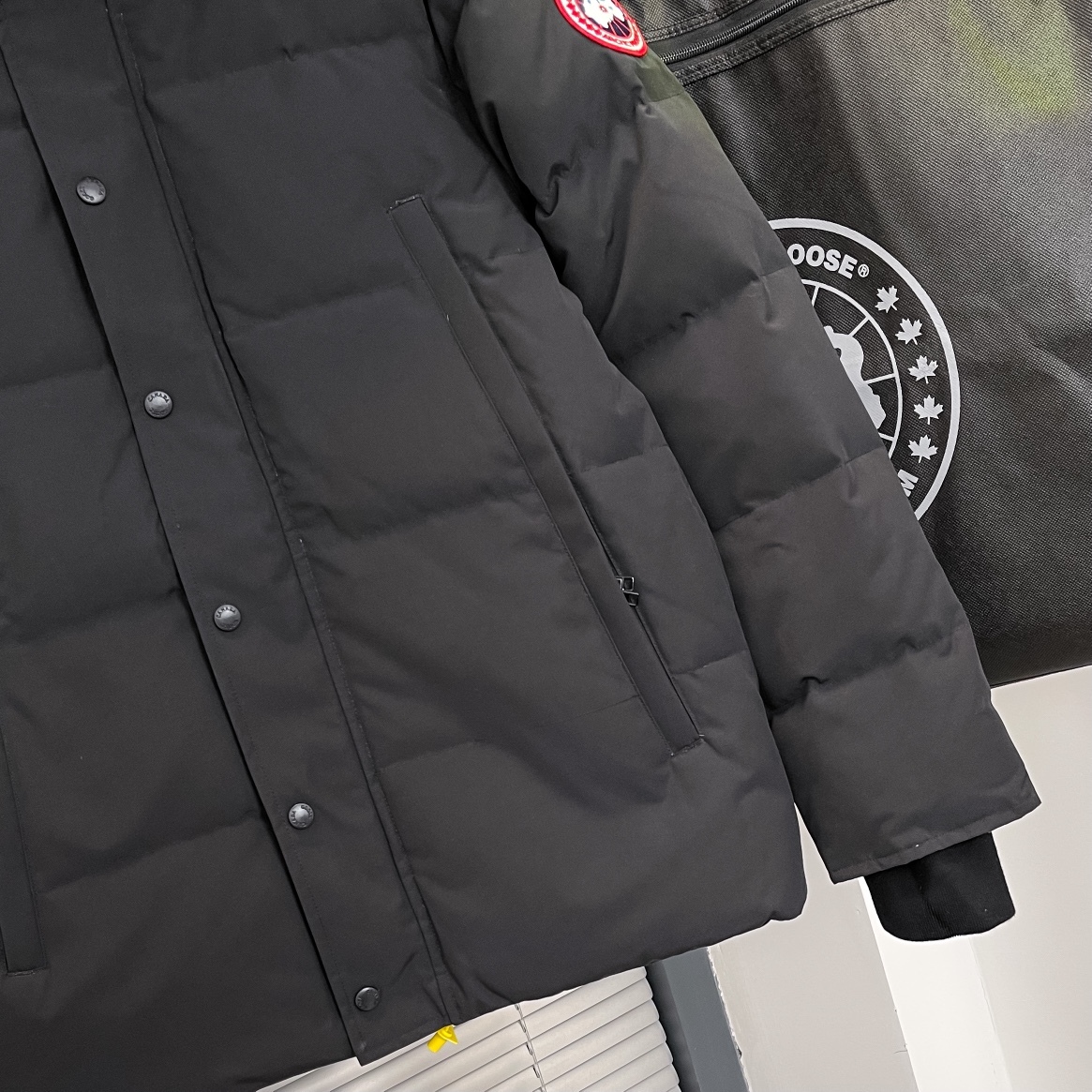 カナダグース「Canada Goose」ダウンジャケット